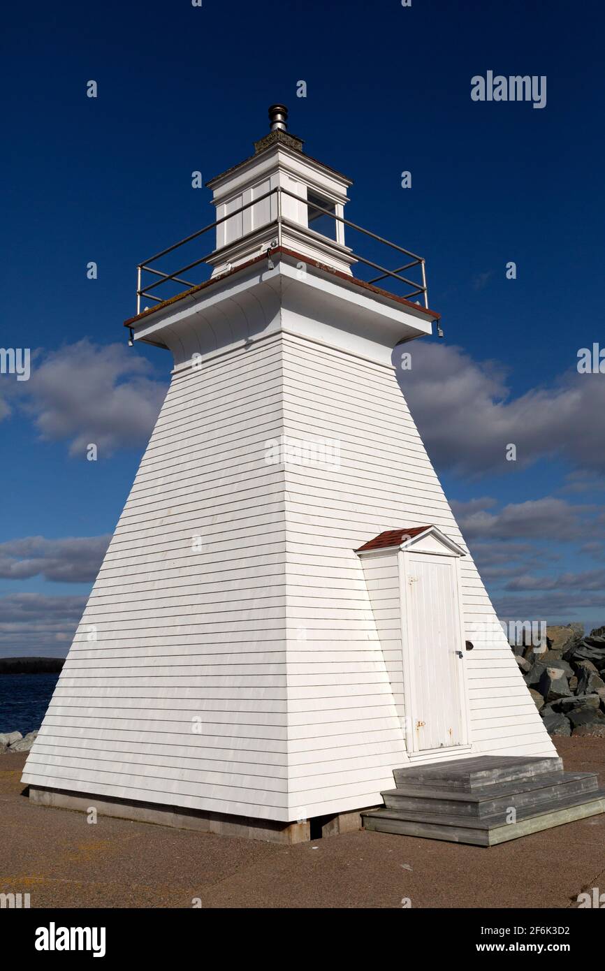 Medway Head Light, conosciuto anche come Port Medway Lighthouse, in Nuova Scozia, Canada. Un faro si trova a Medway Head dal 1851. Foto Stock