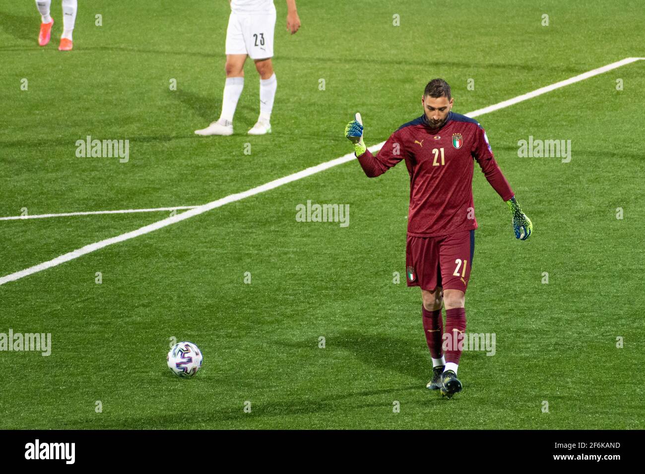 Portiere italiano Donnarumma durante una partita con la nazionale italiana Foto Stock