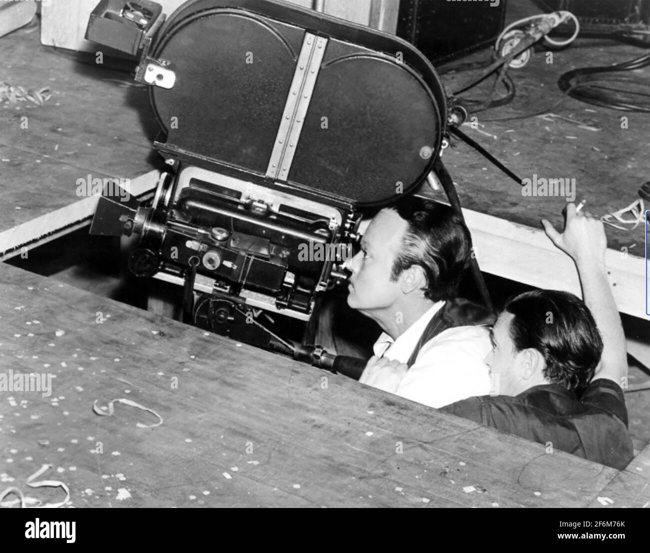 CITIZEN KANE 1941 RKO radio Pictures film. Orson Welles a sinistra con Greg Tolland Foto Stock