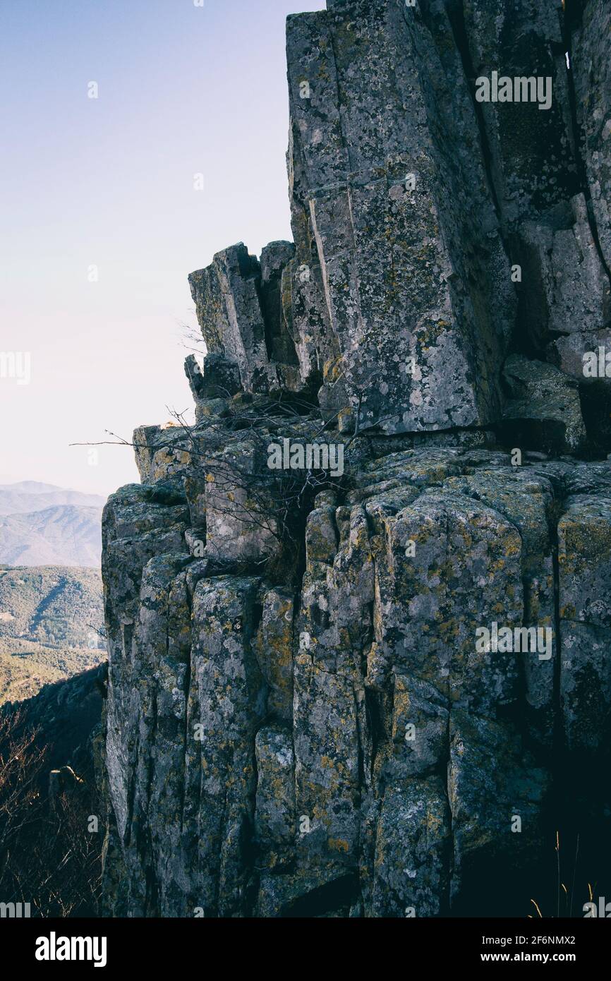 rocce con forme astratte. La fotografia viene scattata in prospettiva Foto Stock