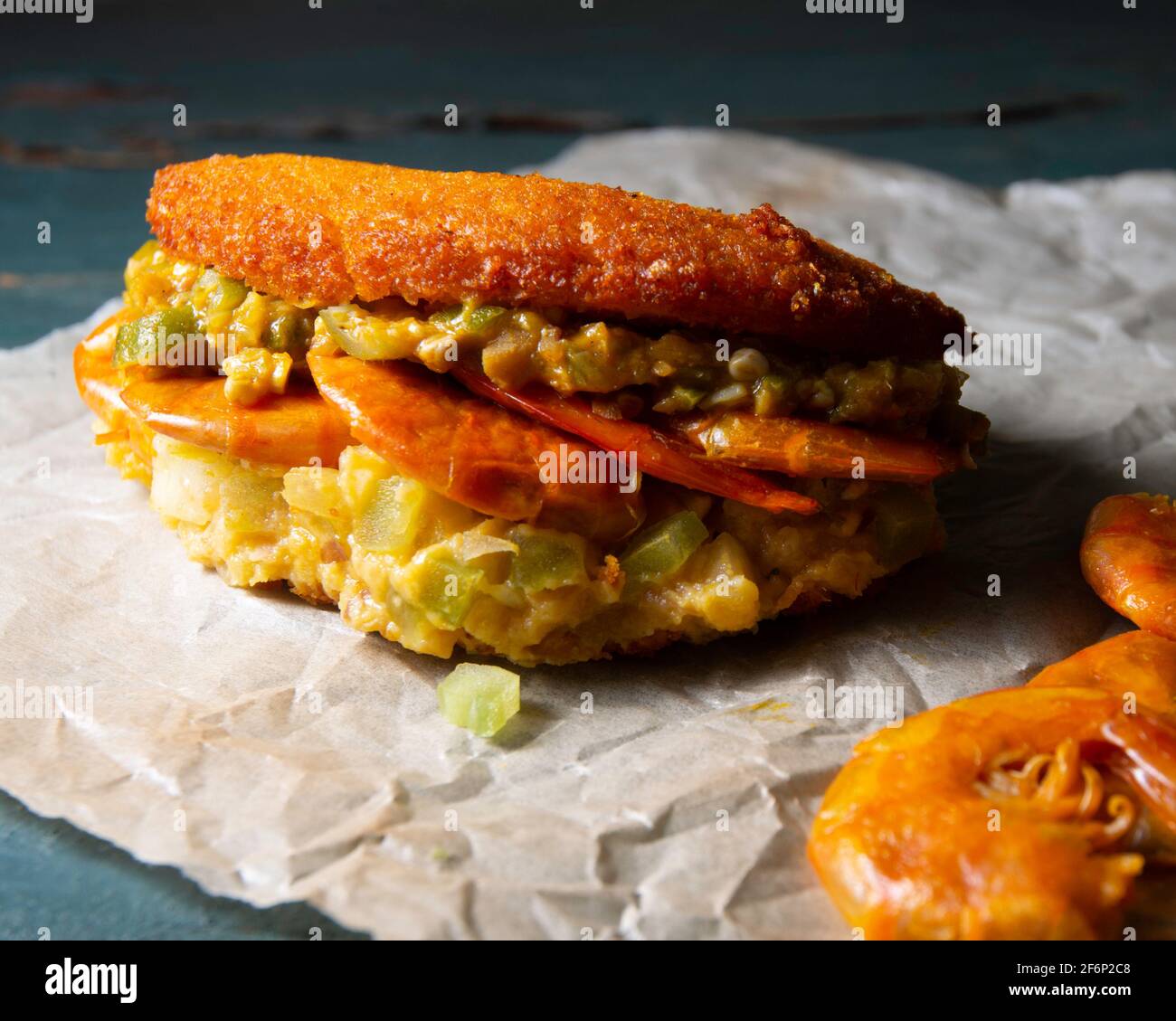 Acaraje, piatto brasiliano, cibo di strada, Brasile Foto Stock