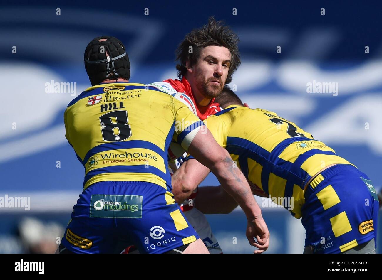 St Helens, Regno Unito. 02 aprile 2021. Tyrone McCarthy (21) di Leigh Centurions in the Tackle a St Helens, UK, il 4/2/2021. (Foto di Richard Long/News Images/Sipa USA) Credit: Sipa USA/Alamy Live News Foto Stock