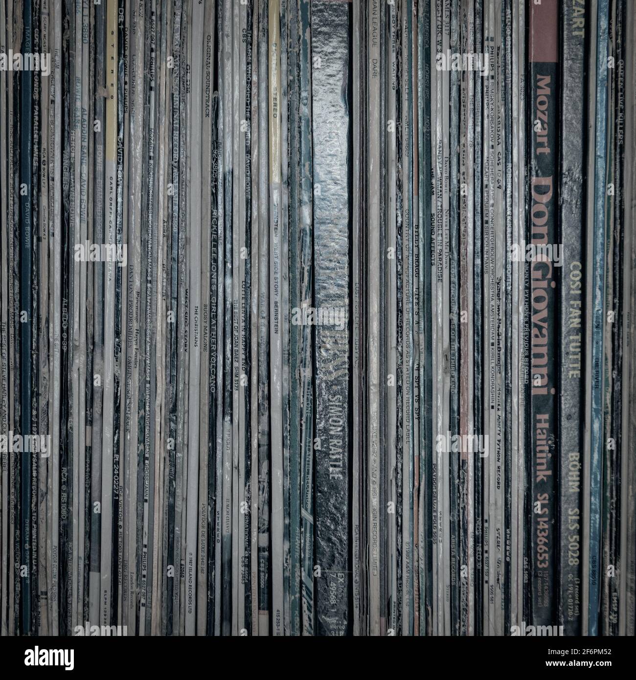 Spine di varie custodie LP. Foto Stock
