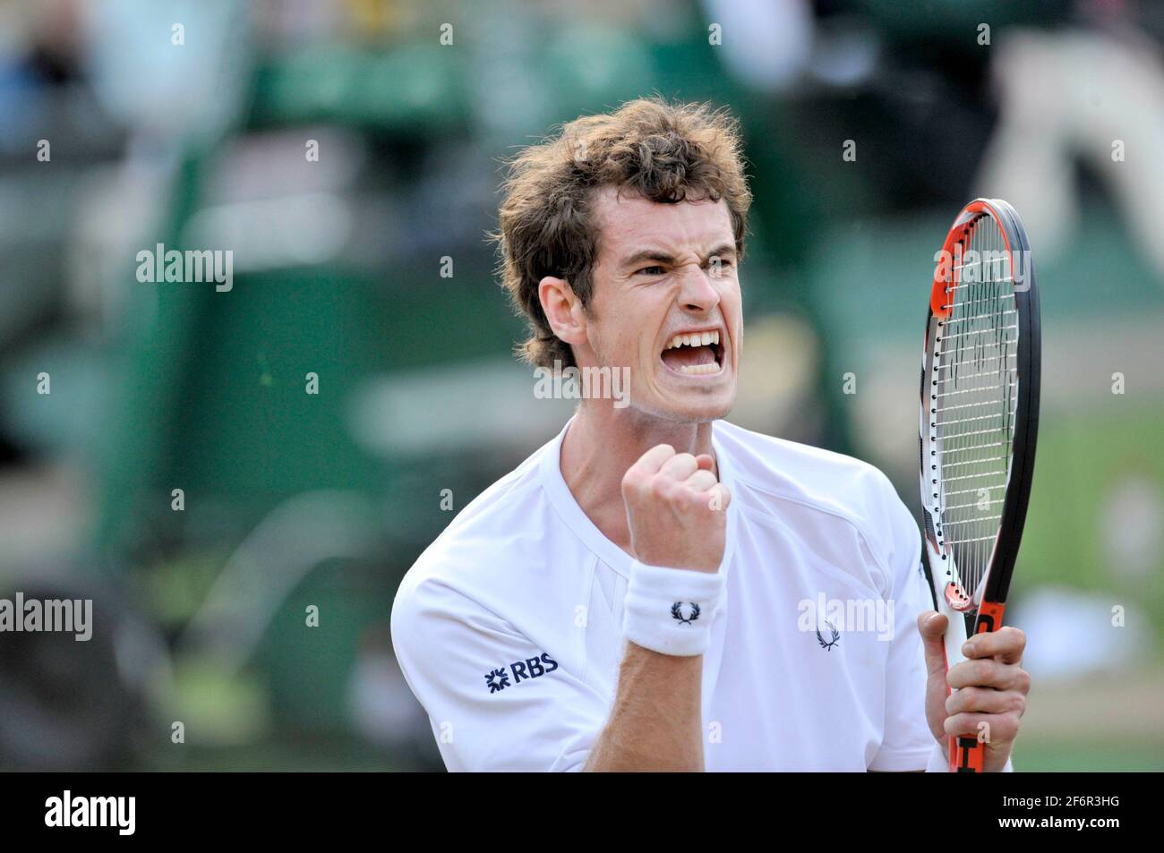 WIMBLEDON CAMPIONATI DI TENNIS 2008. 7° GIORNO 30/6/2008 E MURRAY DURANTE LA SUA PARTITA CON R.GASQUET. IMMAGINE DAVID ASHDOWN Foto Stock