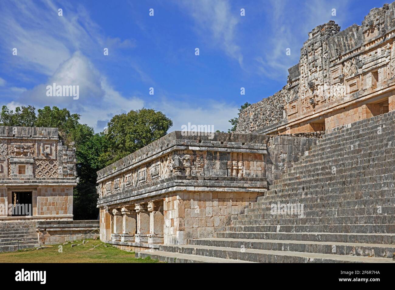 Palazzo del Governatore Mesoamericano precolombiano / Palacio del Gobernador nell'antica città Maya di Uxmal, Yucatán, Messico Foto Stock