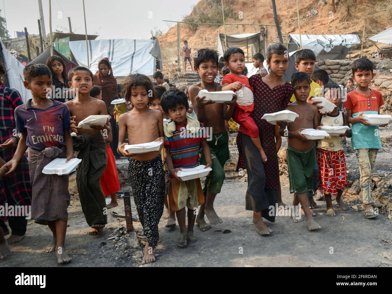 Rohingya campo fuoco Foto Stock