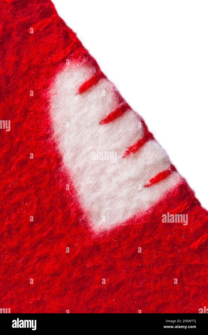 punto coperta lungo il bordo della coperta rossa con i cuori bianchi acceso  Foto stock - Alamy