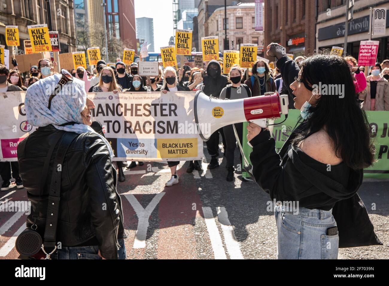 Manchester UK 3 aprile 2021. Protesta contro Deansgate.Kill la protesta dei manifestanti di Bill a Manchester.Credit: Gary Roberts/Alamy Live News Foto Stock