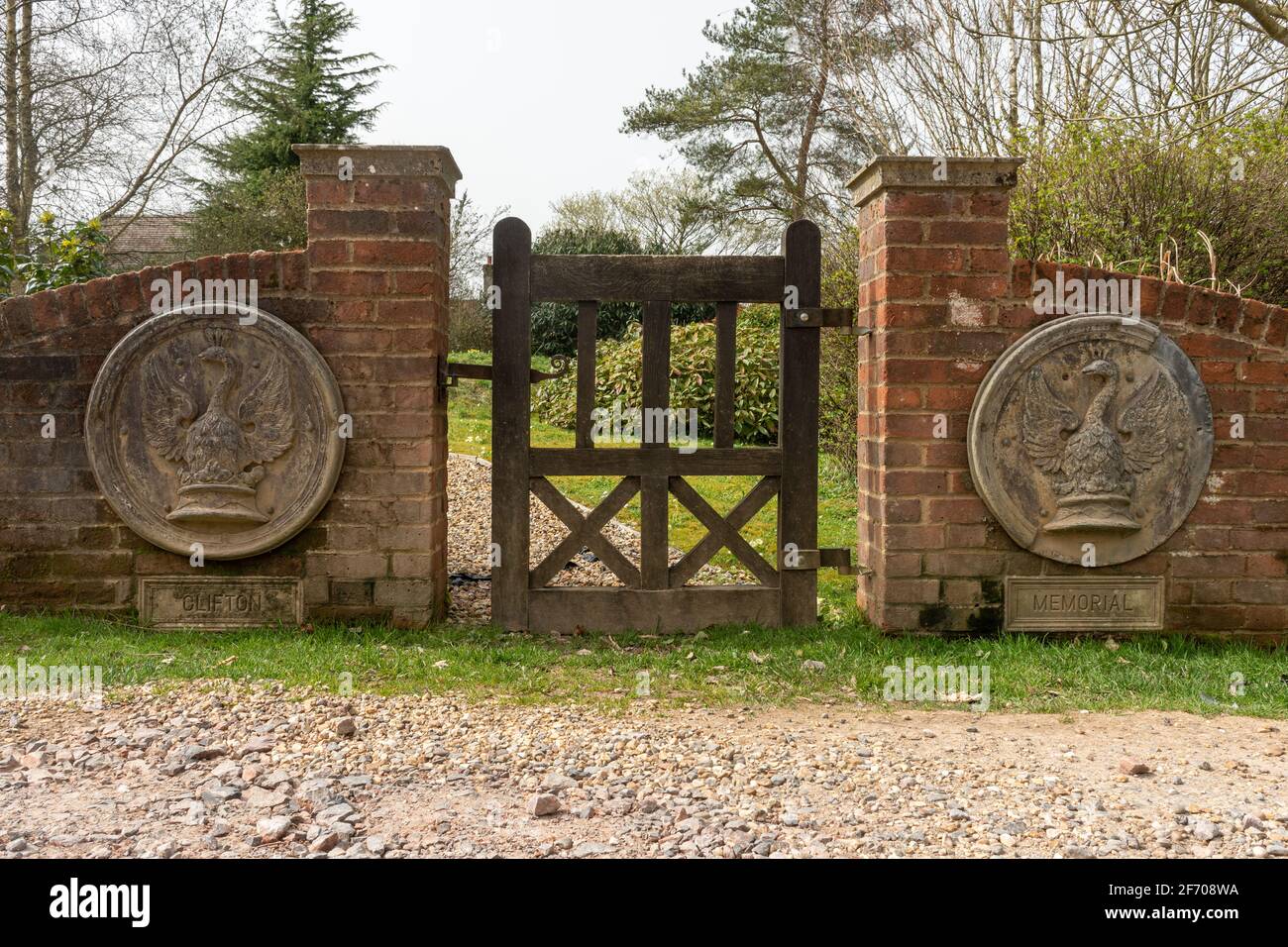 Dummer villaggio in Hampshire, Inghilterra, Regno Unito, durante la primavera Foto Stock