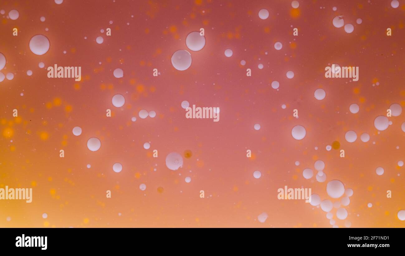 Fluido inkscape art. Pittura astratta colorata con piccole bolle e motivi. Foto Stock