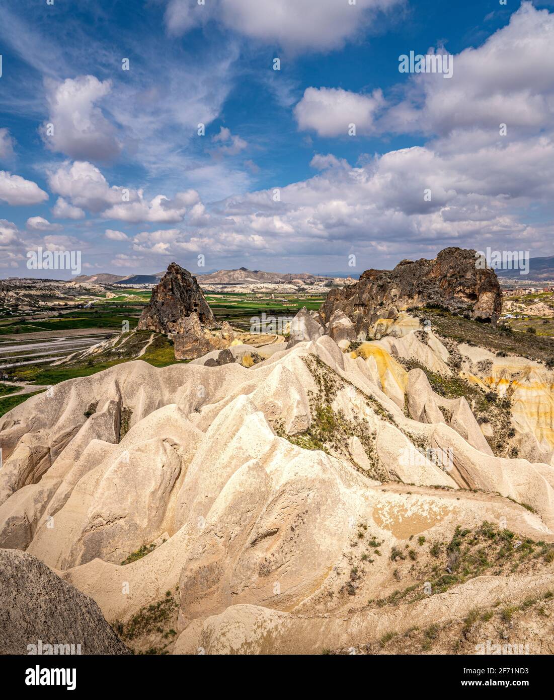 Cappadocia, formazione rocciosa e cielo blu. Anatolia, Turchia Foto Stock