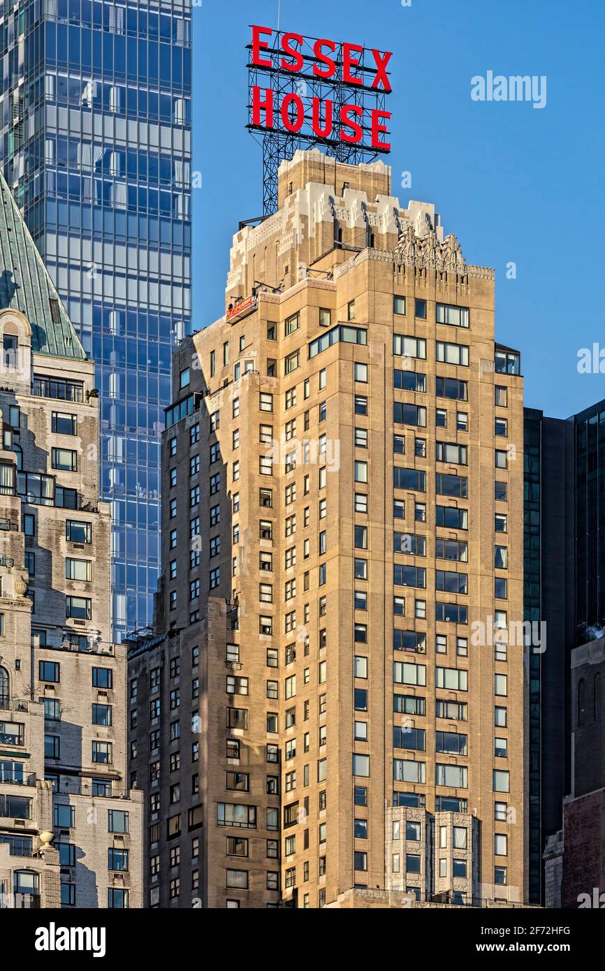 L'Essex House e' un distintivo hotel art deco al 160 di Central Park South. Foto Stock