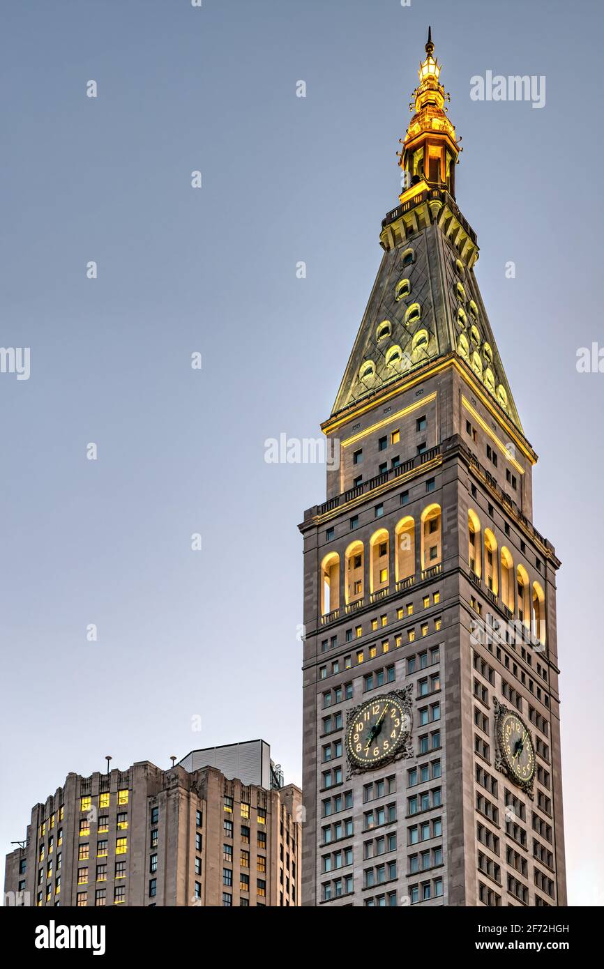 Metropolitan Life Insurance Company Tower, 1 Madison Avenue, punto di riferimento sul Madison Square Park di New York. Foto Stock