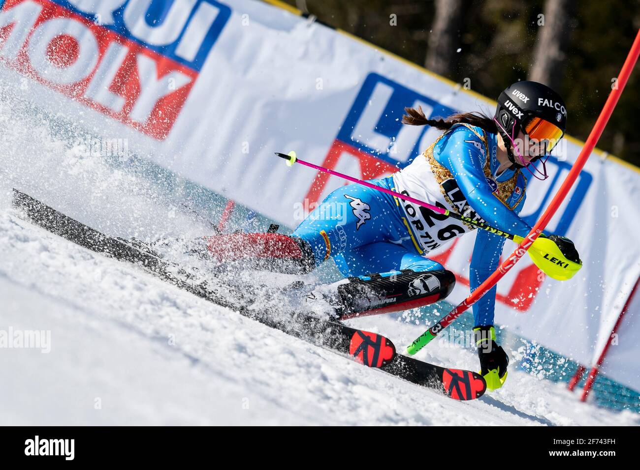 Cortina d'Ampezzo, Italia 20 febbraio 2021: PETERLINI Martina (ITA) in gara ai CAMPIONATI MONDIALI DI SCI ALPINO TELEPASS FIS 2021 Donne Foto Stock