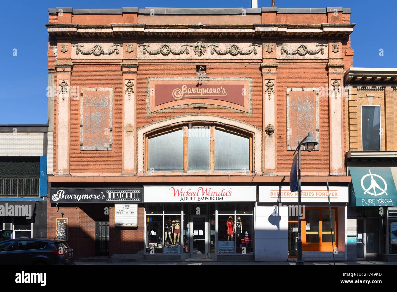 Ottawa, Canada - 3 aprile 2021: Il nightclub e la sede di concerti di Barrymore sono stati aperti nel 1978 nell'ex Teatro Imperiale. È attualmente chiuso a causa di c Foto Stock