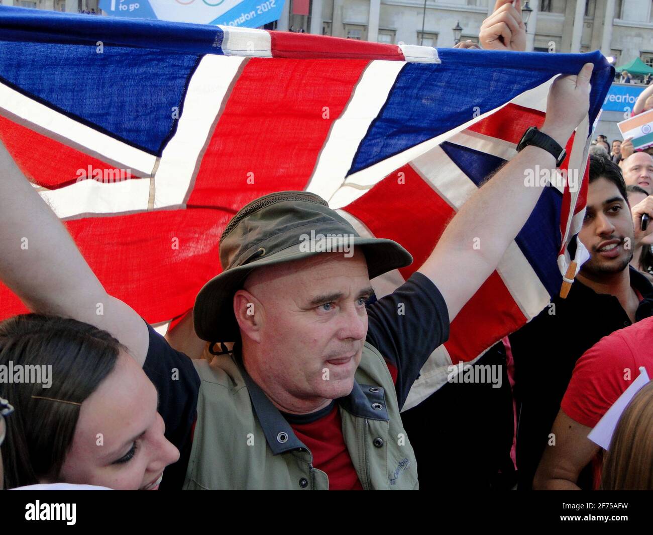 Una lacrima da andare! Concerto in piazza Trafalgar 1 anno prima delle Olimpiadi del 2012, Londra, Regno Unito Foto Stock