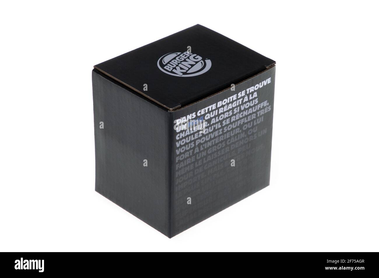 Bordeaux , Aquitaine Francia - 03 22 2021 : testo del logo del Burger King e segno del marchio sulla piccola scatola dal fast food del ristorante Foto Stock