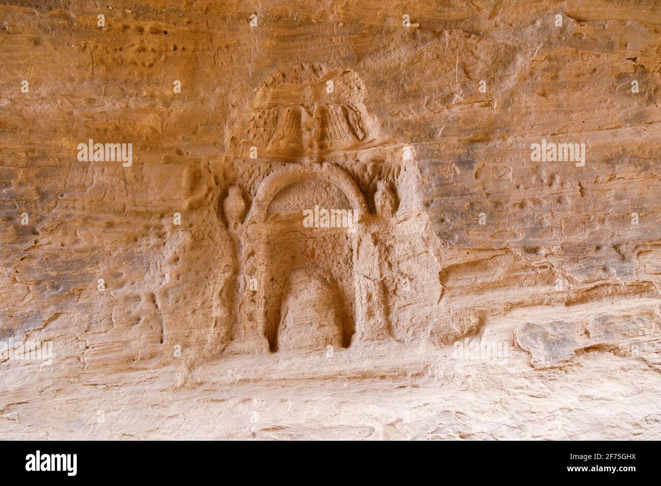 Sculture dei Nabatei nel Siq di Jabal Ithlib ad al Ula, Arabia Saudita Foto Stock