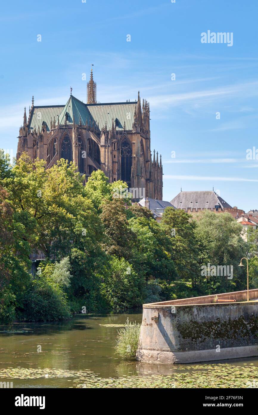 La Cattedrale di Santo Stefano (in francese Cathédrale Saint Étienne de Metz) è una cattedrale cattolica romana di Metz, capitale della Lorena, Francia. Foto Stock