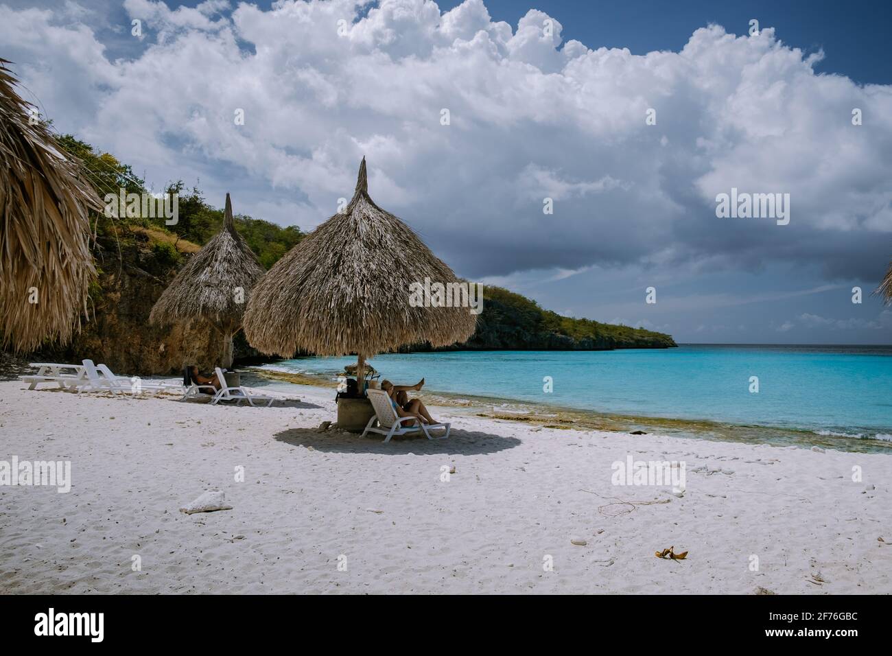 CAS Abou Beach sull'isola caraibica di Curacao, Playa CAS Abou in Curacao Caraibi tropicale spiaggia bianca con oceano blu Foto Stock