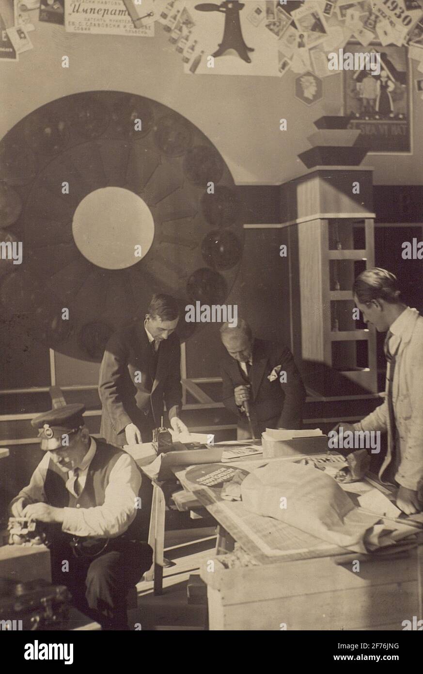 Esposizione di Stoccolma 1930. Anton Johansson legge male. Foto Stock