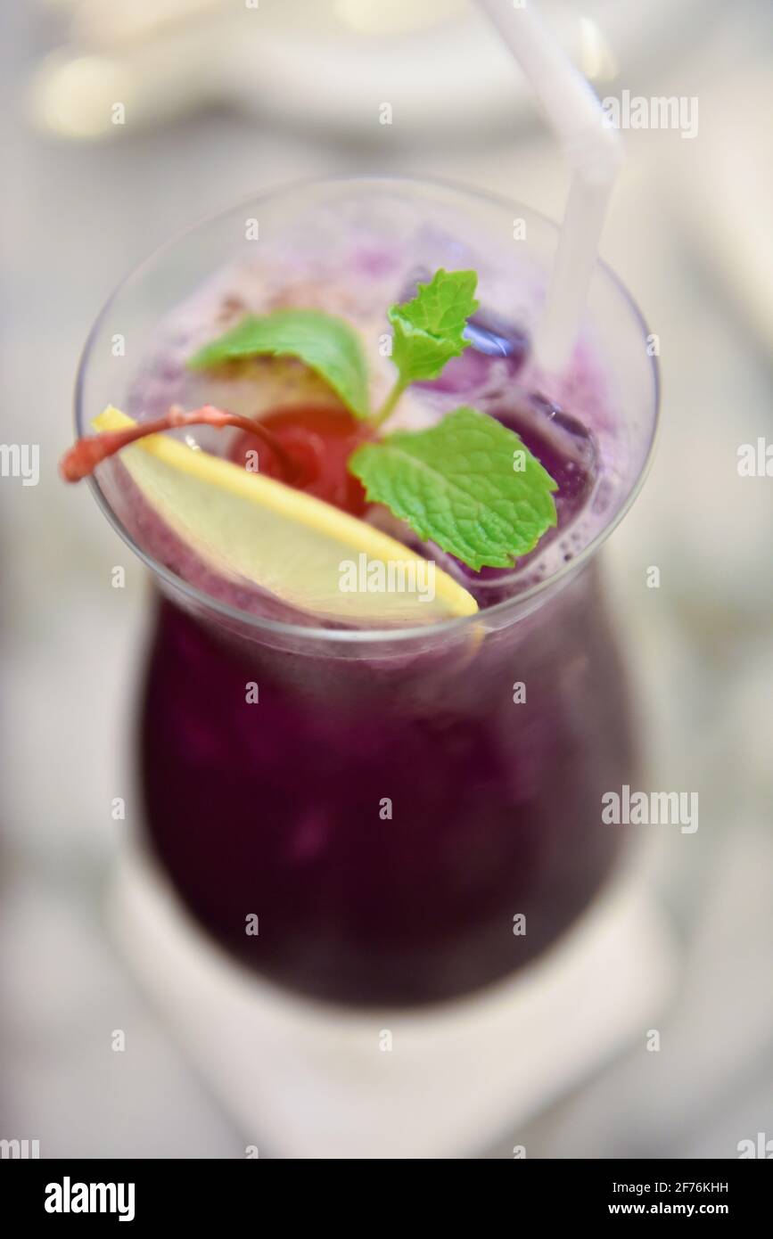 Farfalla pisello fiore drink, tipico tailandese bevanda, Thailandia Foto Stock