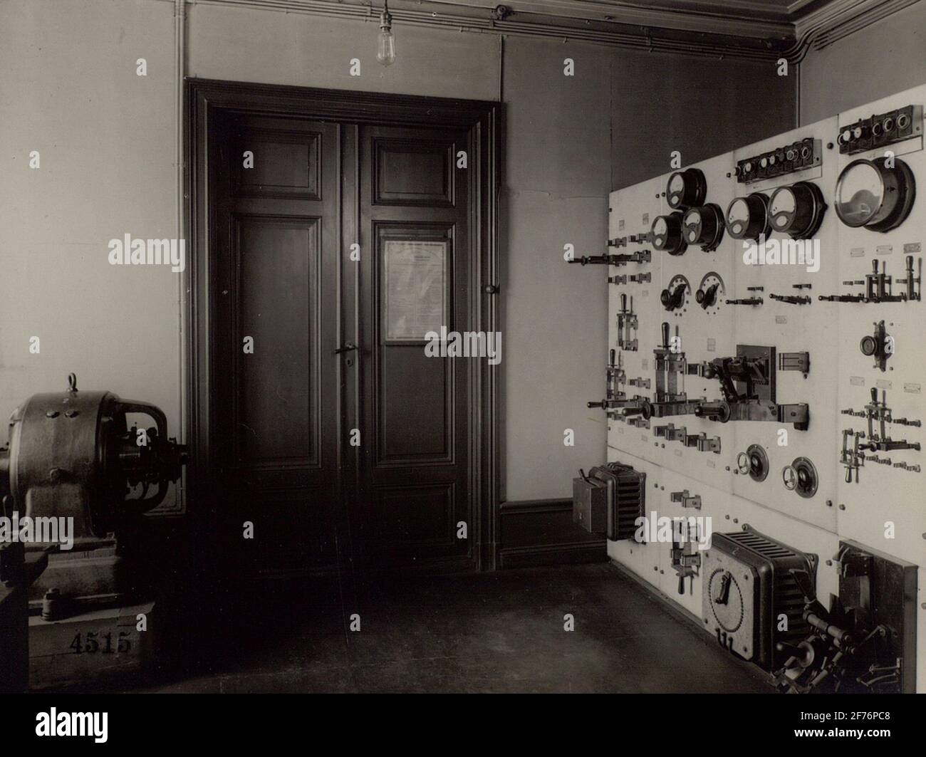 Skeppsbron 2. Sala macchine con asse da stiro. La stazione telefonica ponte 2 'la centrale' era operativa fino al 1929, quando fu automatizzata e trasferita a Jakobsbergsgatan 24. Foto Stock