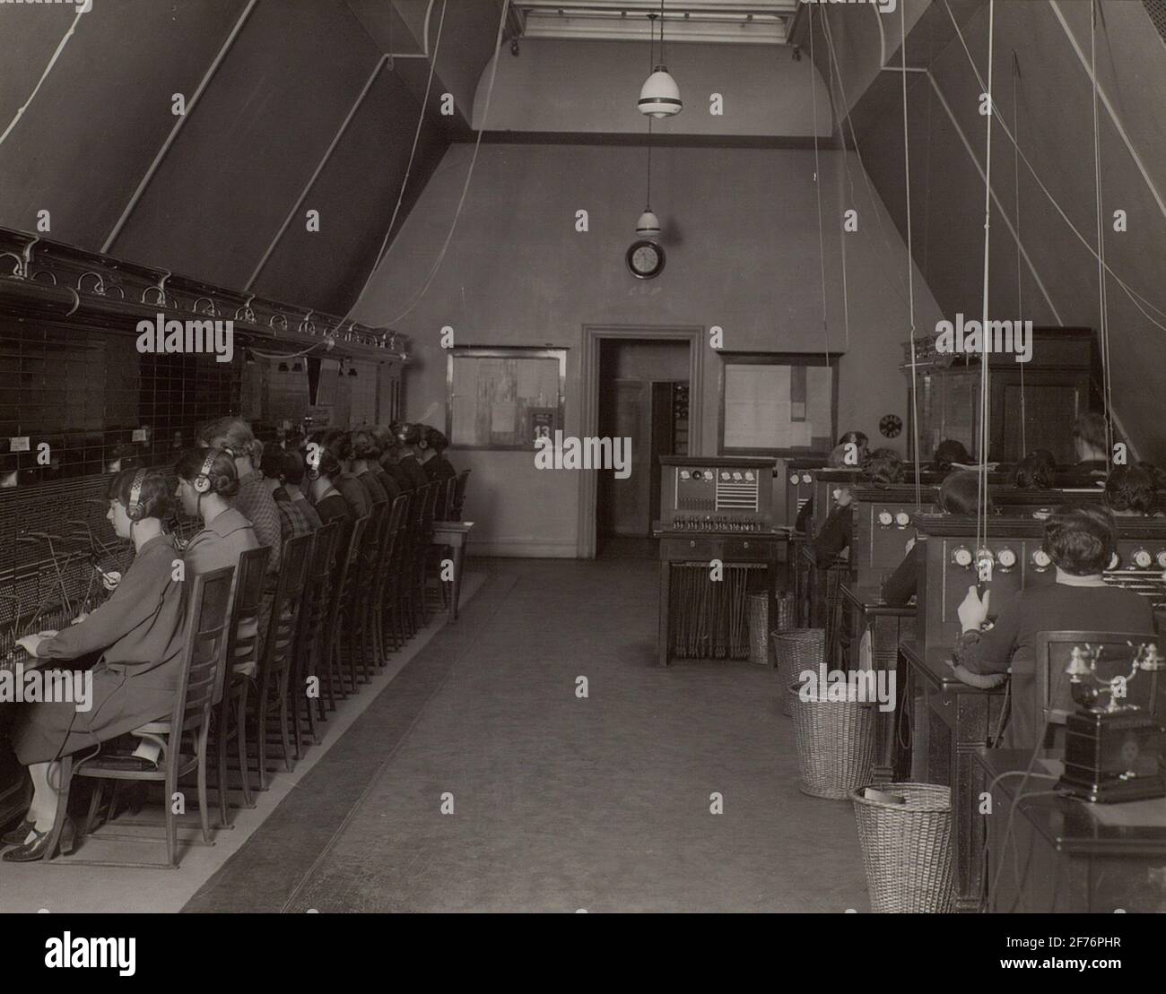 Jönköping. Telefono con spedizione locale, nazionale e nazionale. Stazione CB. Nel 1930. Foto Stock
