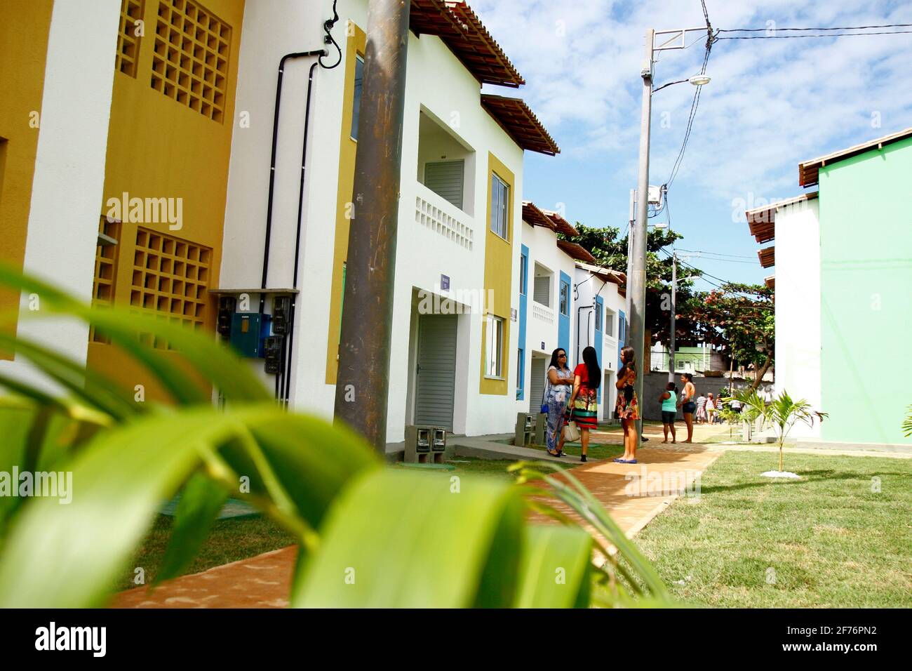 salvador, bahia / brasile - 3 agosto 2015: Vista delle irmosse del programma di alloggi del governo della Bahia. *** Local Caption *** . Foto Stock