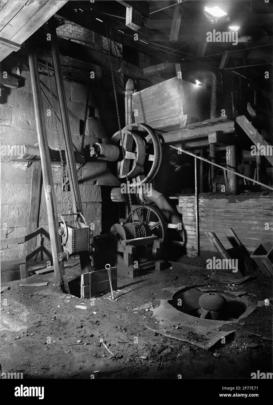 Masugn e Bessemerverk. Malmcross e gioco con il cane alla corona. Foto Stock