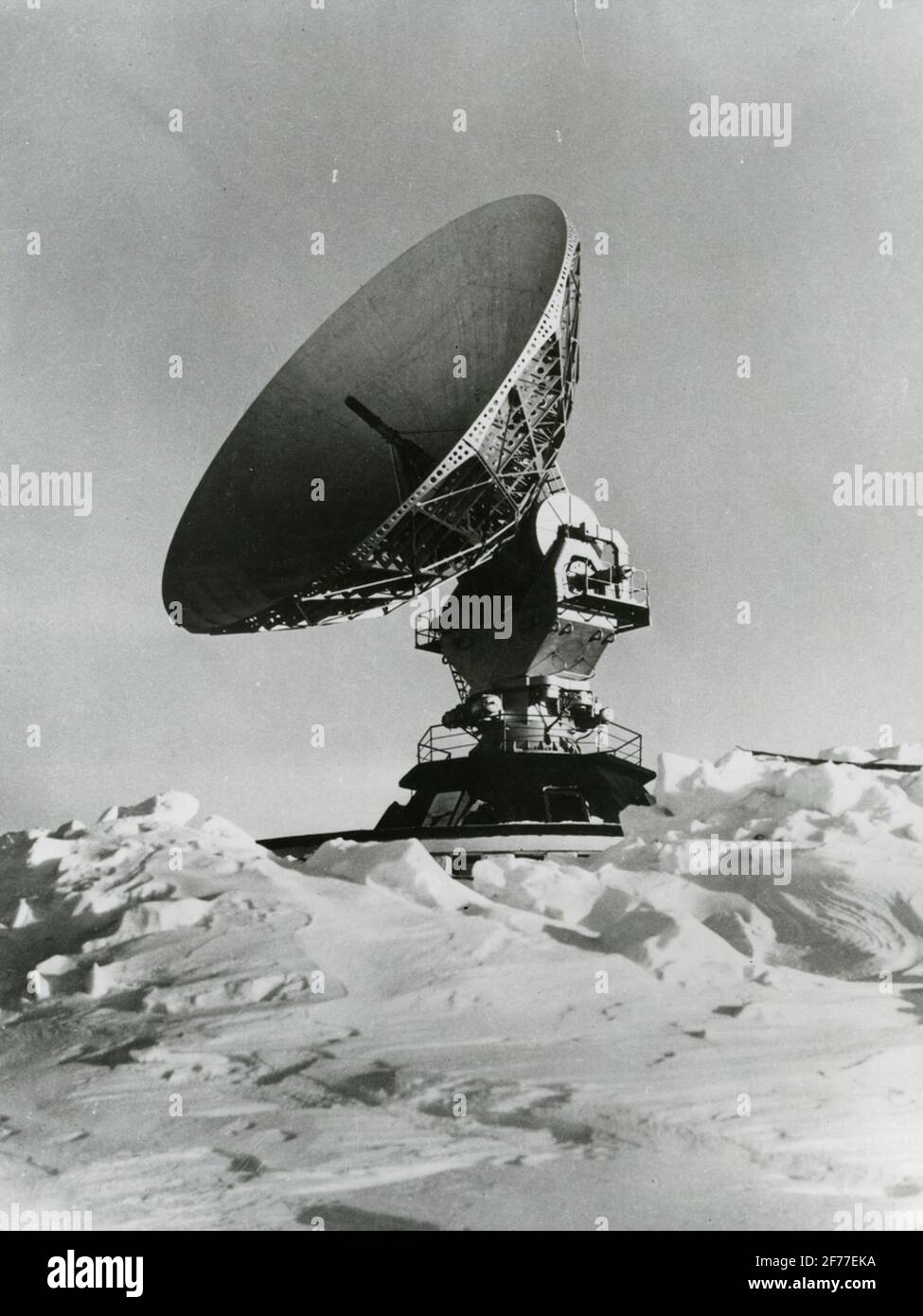 La stazione di ricezione e trasmissione Orbita. Che ha ricevuto i segnali dai satelliti della serie Millija e li ha inviati alle stazioni di trasmissione per la radio e la TV. Nell'allora Unione Sovietica, c'erano più di 70 stazioni riceventi appartenenti a questo sistema, che hanno dato l'opportunità a decine di migliaia di persone nelle aree remote del paese di vedere programmi televisivi centrali. Foto Stock