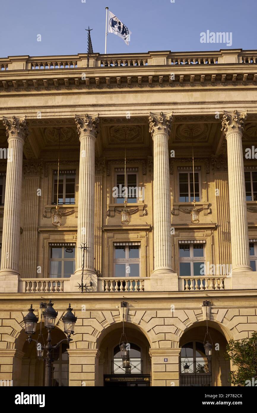 Francia, Parigi, zona dichiarata Patrimonio Mondiale dall'UNESCO, Place de la Concorde, sede della Federazione Internazionale dell'Automobile (FIA) Foto Stock