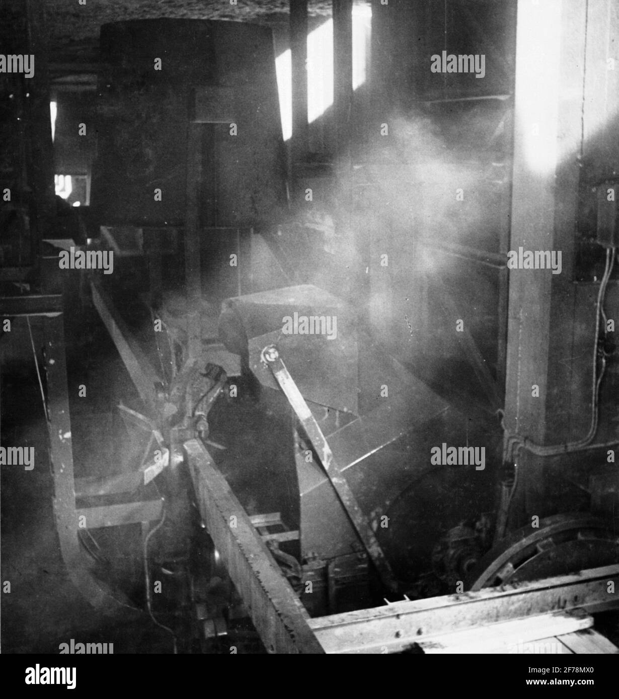 Riempimento del carrello per cavi. Foto Stock