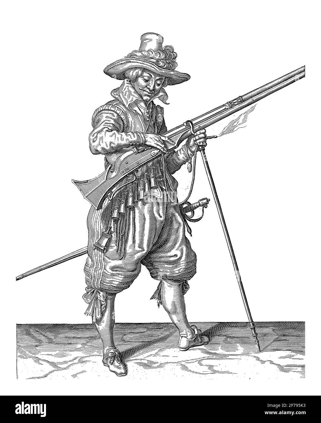 Un soldato in guardia, a tutta lunghezza, a destra, con un muschetto (un particolare tipo di arma da fuoco), incisione vintage. Foto Stock