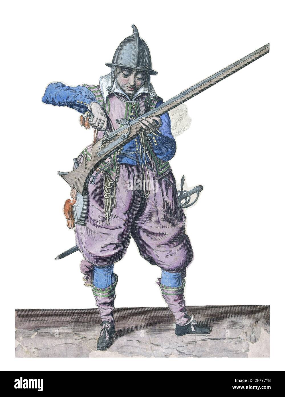 Un Soldier, lunghezza intera versare la polvere da un flacone di polvere nella teglia (il contenitore della polvere) di un timone, incisione vintage. Foto Stock