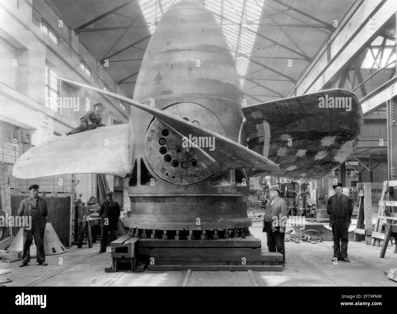 Macchine elettriche. Ruota di runage, turbina Vargö. Nella sala di montaggio del meccanico Werlstad di AB Karlstad a Kristinehamn. Foto Stock