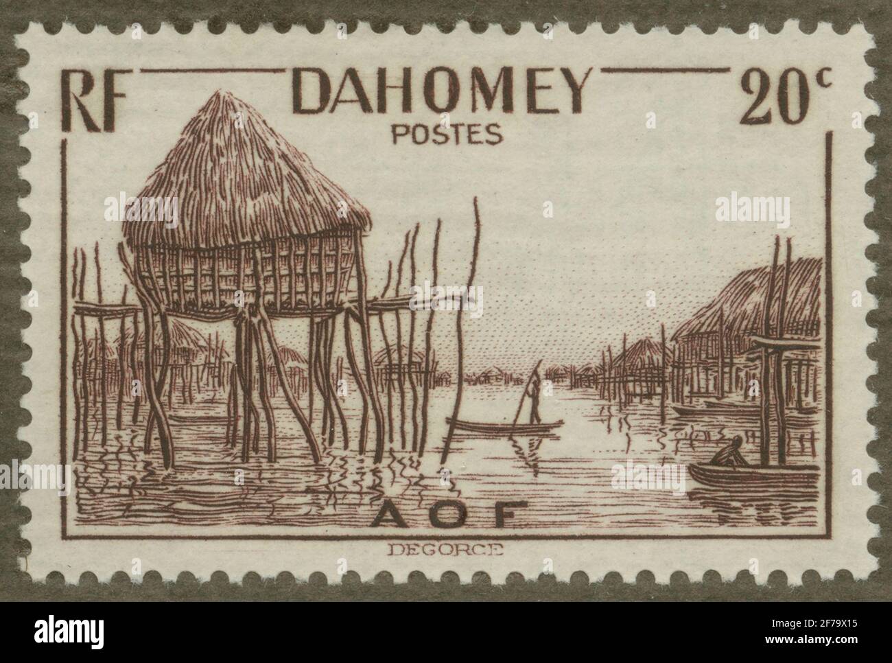 Francobollo della collezione di motivi filatelisti di Gösta Bodman, iniziato nel 1950. I motivi del negozio di acqua su pile, Dahomey, Africa occidentale francese, 1941. Foto Stock