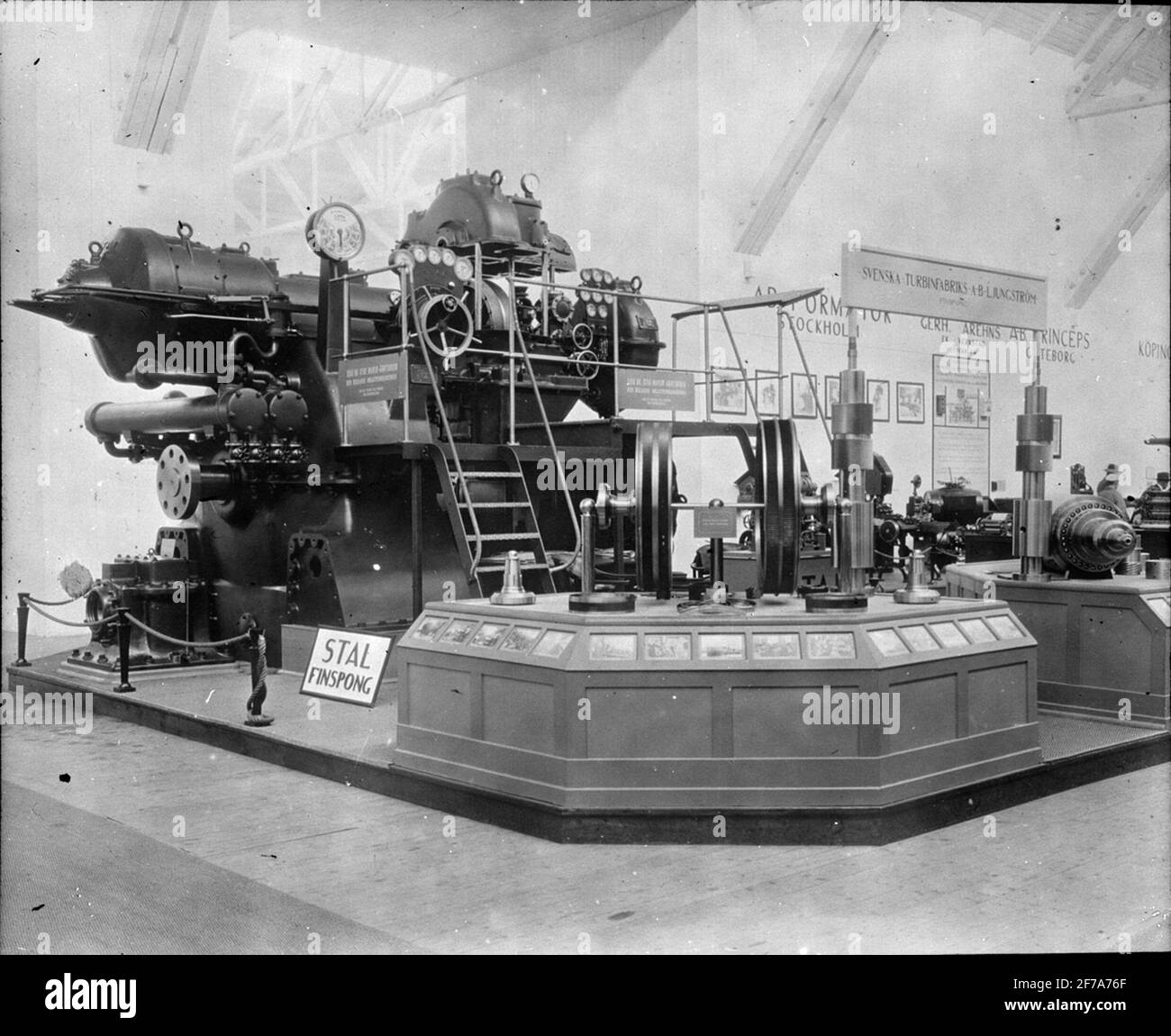 Skioptyconate con motivi provenienti dalla mostra baltica di Malmö nel 1914, industria d'arte e artigianato Exhibition.Make hall. Foto Stock