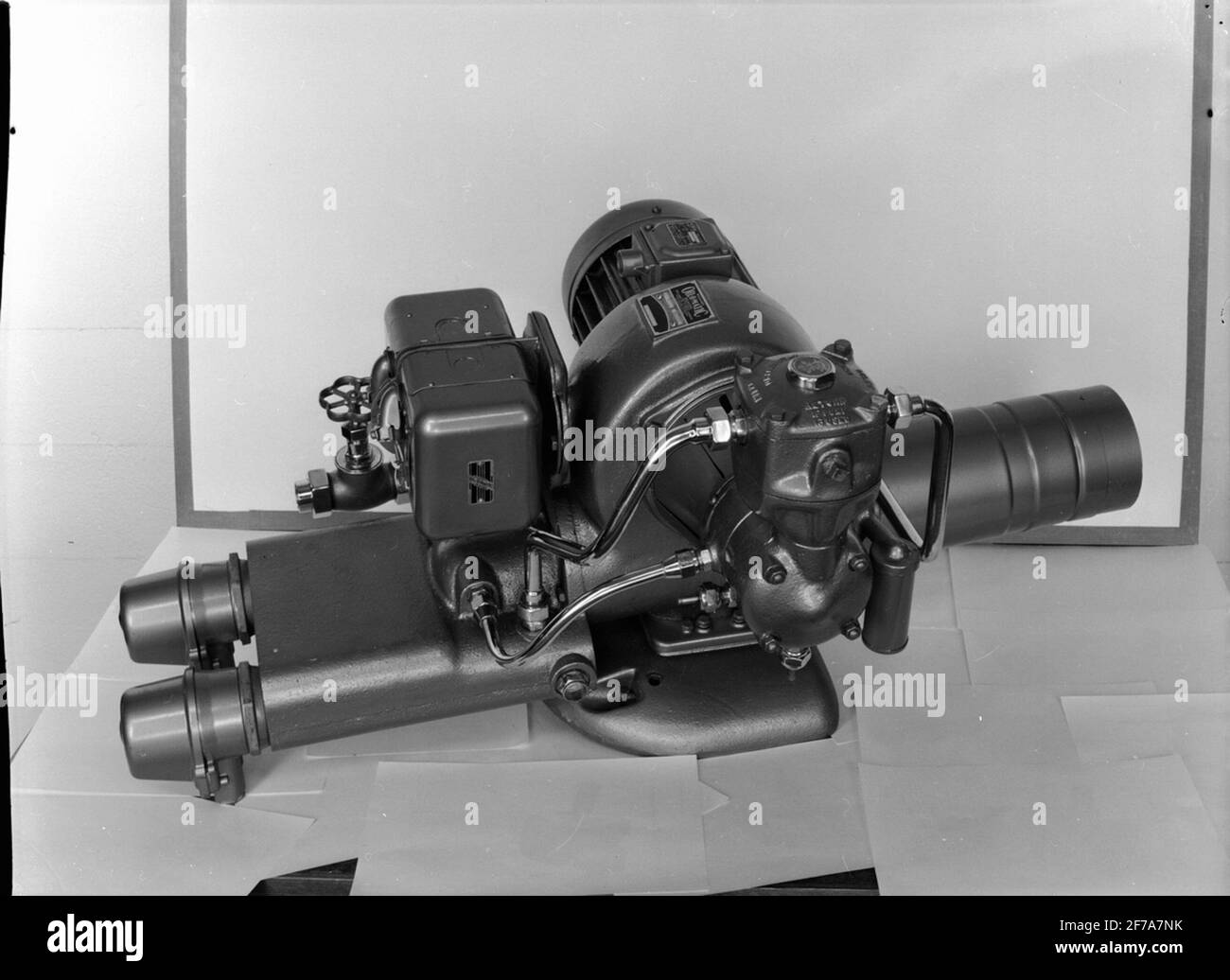 Recipiente interno e bruciatore. >> Foto Stock