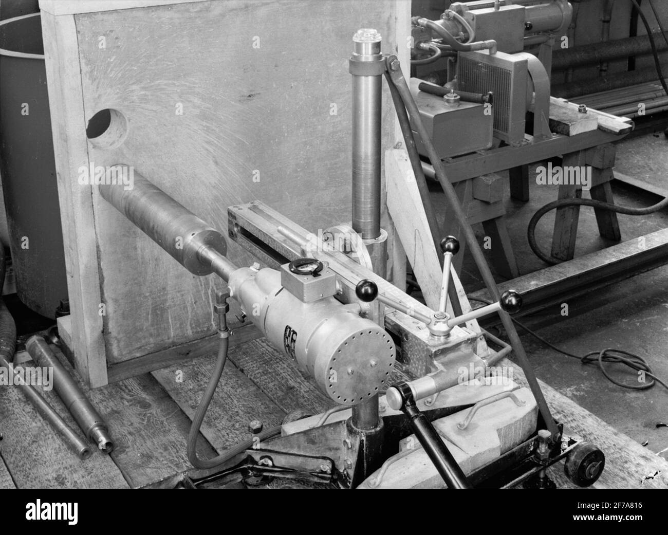 Macchina perforatrice e dettagli. >> Foto Stock