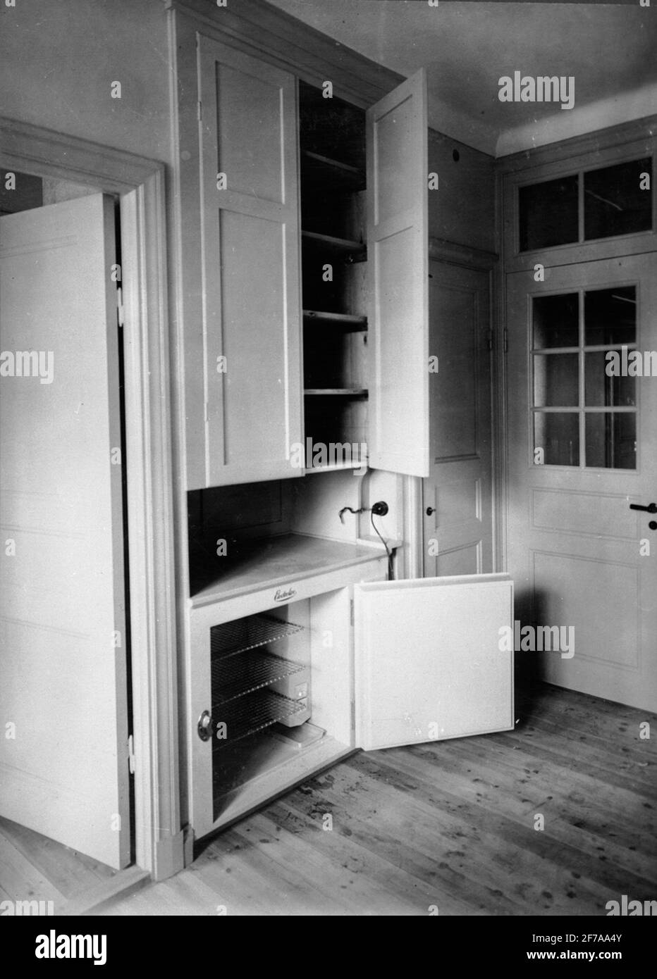 Frigorifero interno. In cucina. Foto Stock