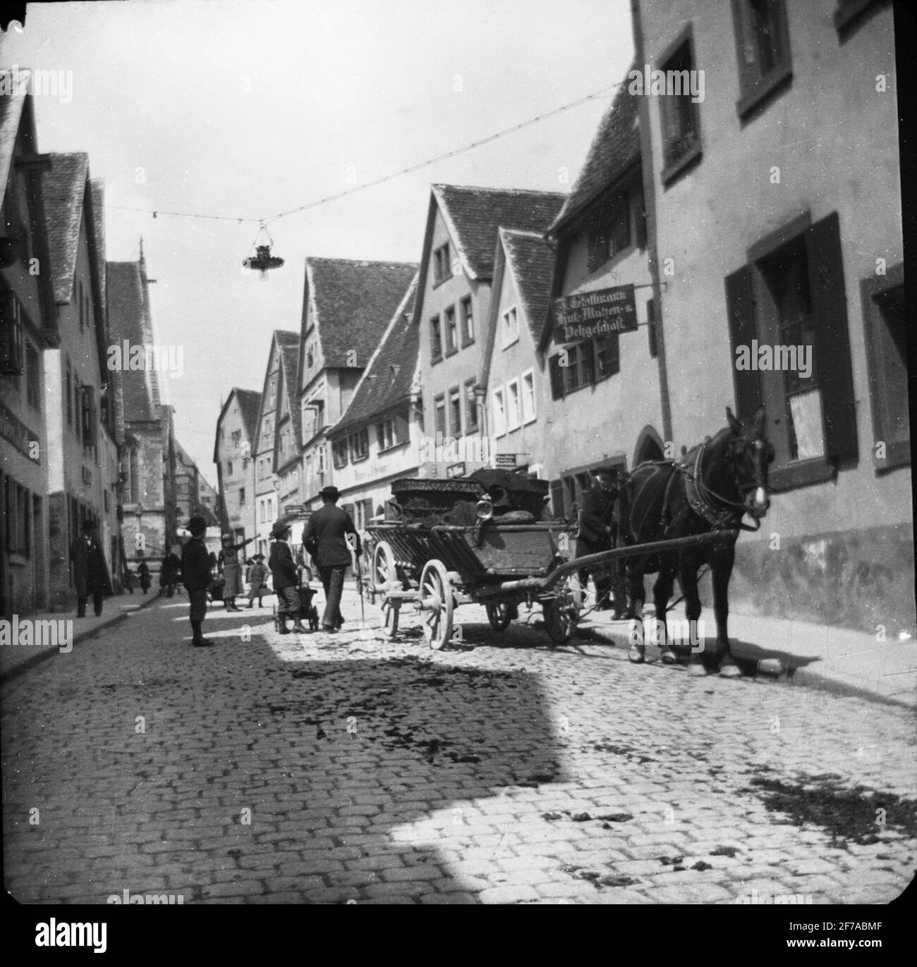 Icona Skioptic con motivi di Rothenburg.l'immagine è stata conservata in cartone etichettato: Rothenburg V. 1902. Foto Stock
