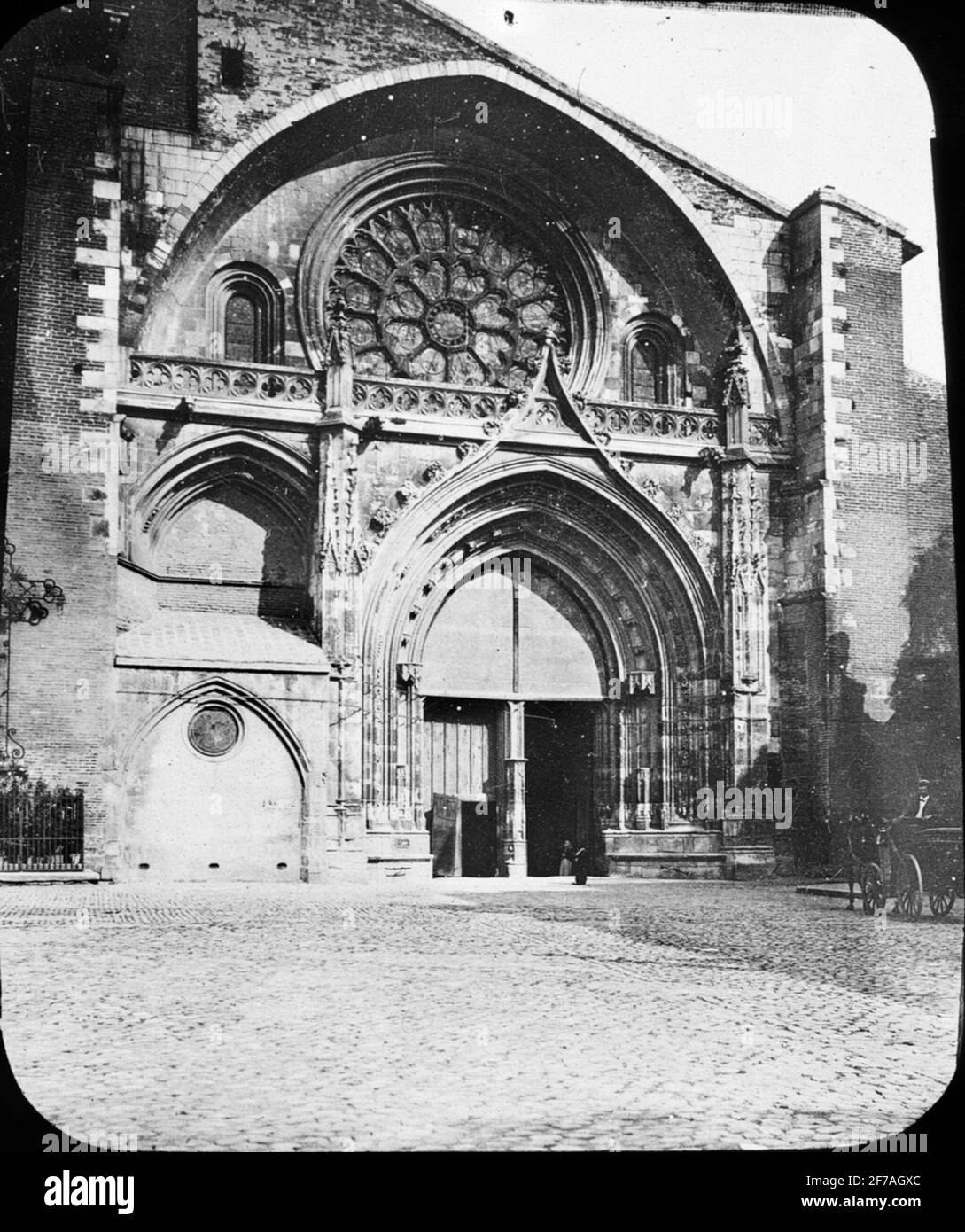 Icona SkiopT con motivi della Cattedrale Cathédrale Saint-Étienne de Toulouse.l'immagine è stata conservata in cartone etichettato: Höstesan 1907. Tolosa 7.n. 17 XIII. Testo sull'immagine: 'St. Sernin'. Foto Stock