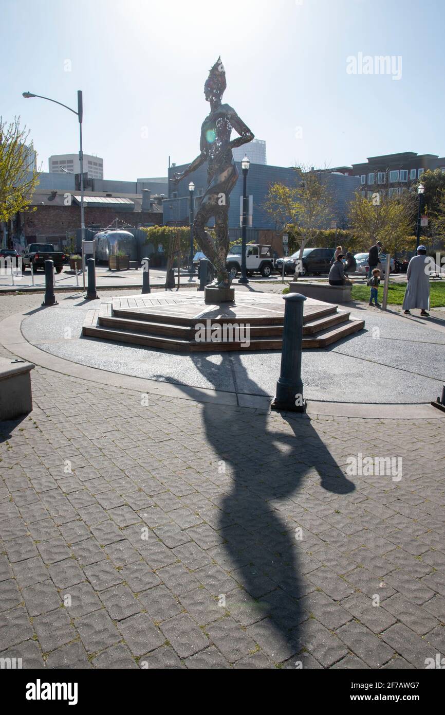 Le strade di San Francisco, California, USA offrono un po' per tutti. Foto Stock