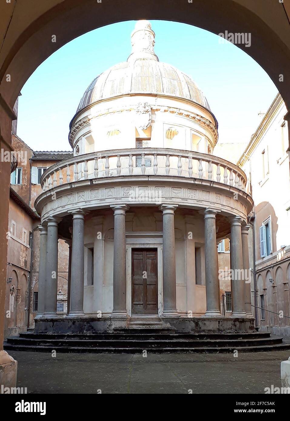 TEMPIO DI BRAMANTE SULLA COLLINA DI JANICULUM Foto Stock