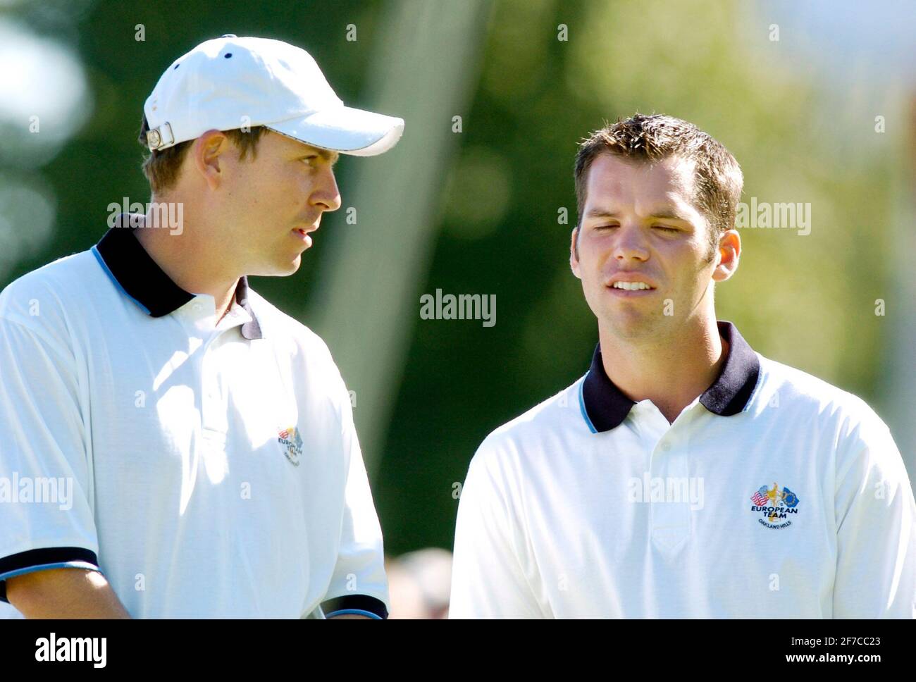 IL 35ESIMO RYDER CUP 2° GIORNO FOURBALL A OAKLAND HILLS COUNTRY CLUB BLOOMFIELD TOWNSHIP, MICHIGAN. PAUL CASEY E DAVID HOWELL 18/9/2004 FOTO DAVID ASHDOWNRYDER CUP GOLF Foto Stock