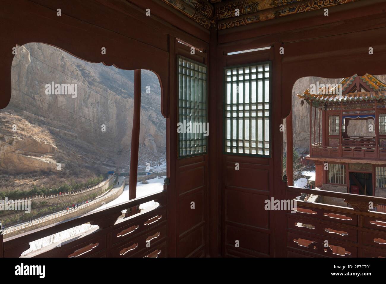 XuanKong si (Tempio di Hanging) ai piedi del Monte Hengshan nella provincia di Shanxi, a circa 300 miglia a sud-ovest di Pechino, Cina. Foto Stock
