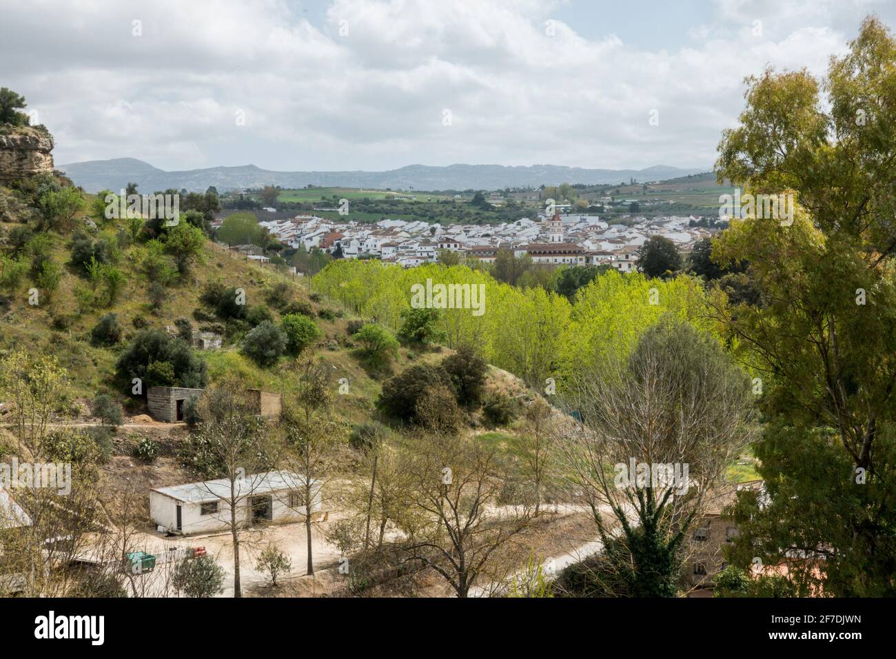 La città spagnola Arriate, nella zona di Ronda, Andalusia, Spagna. Foto Stock