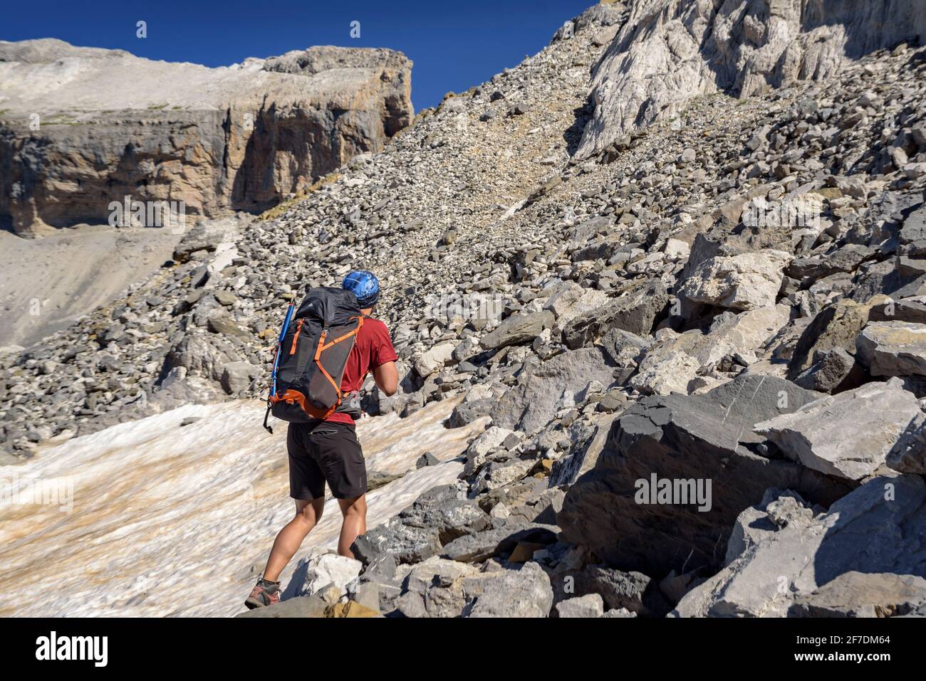 Trekking nel Parco Nazionale di Ordesa y Monte Perdido fino a Brèche de Roland (Huesca, Spagna, Pirenei) ESP: Trekking en el PN de Ordesa-Monte Perdido Foto Stock