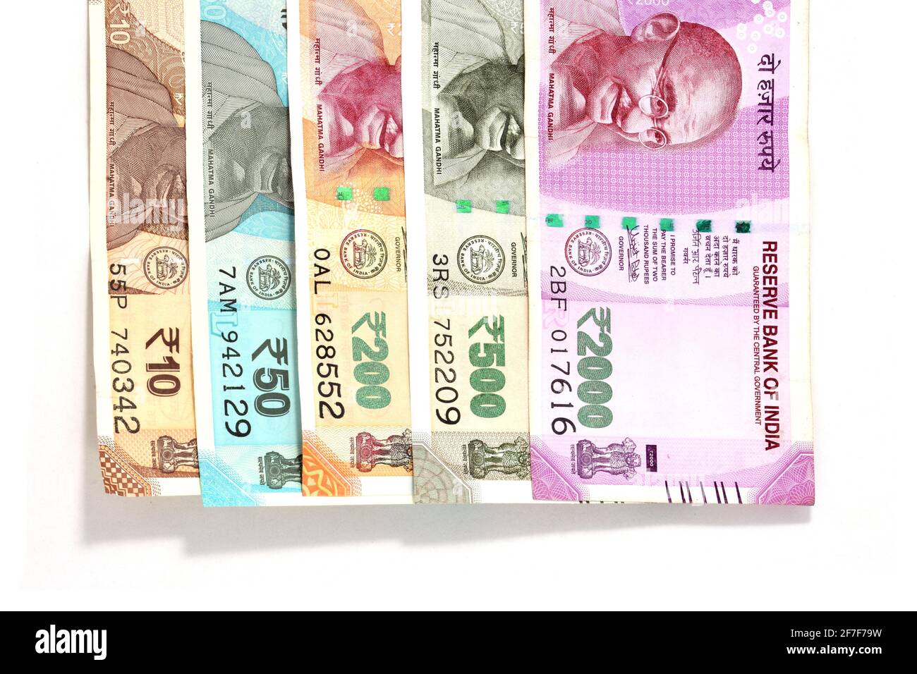 Nuova valuta indiana di 10, 500, 200, 50 e 2000 rupie note Foto Stock